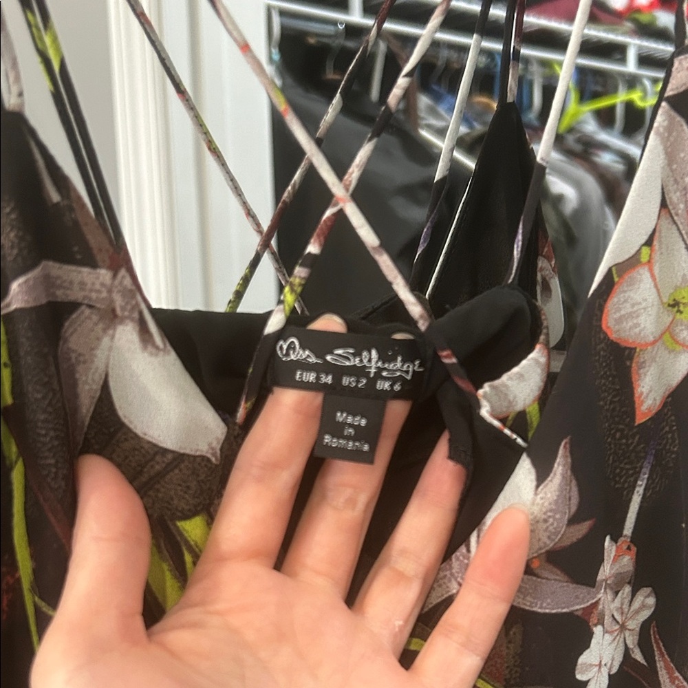 Miss Selfridge Floral Print Black Dress - Picture 3 of 5